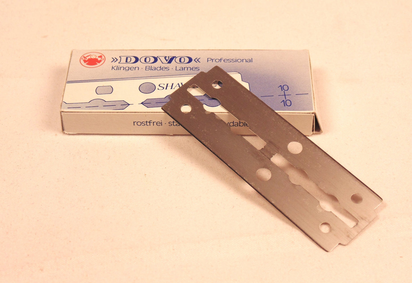 Long blade, Dovo brand (box of 100)