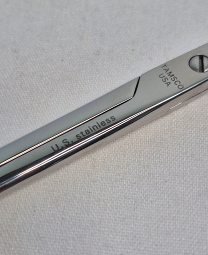 Surgical Scissors Sharp / Blunt Straight 5.5"