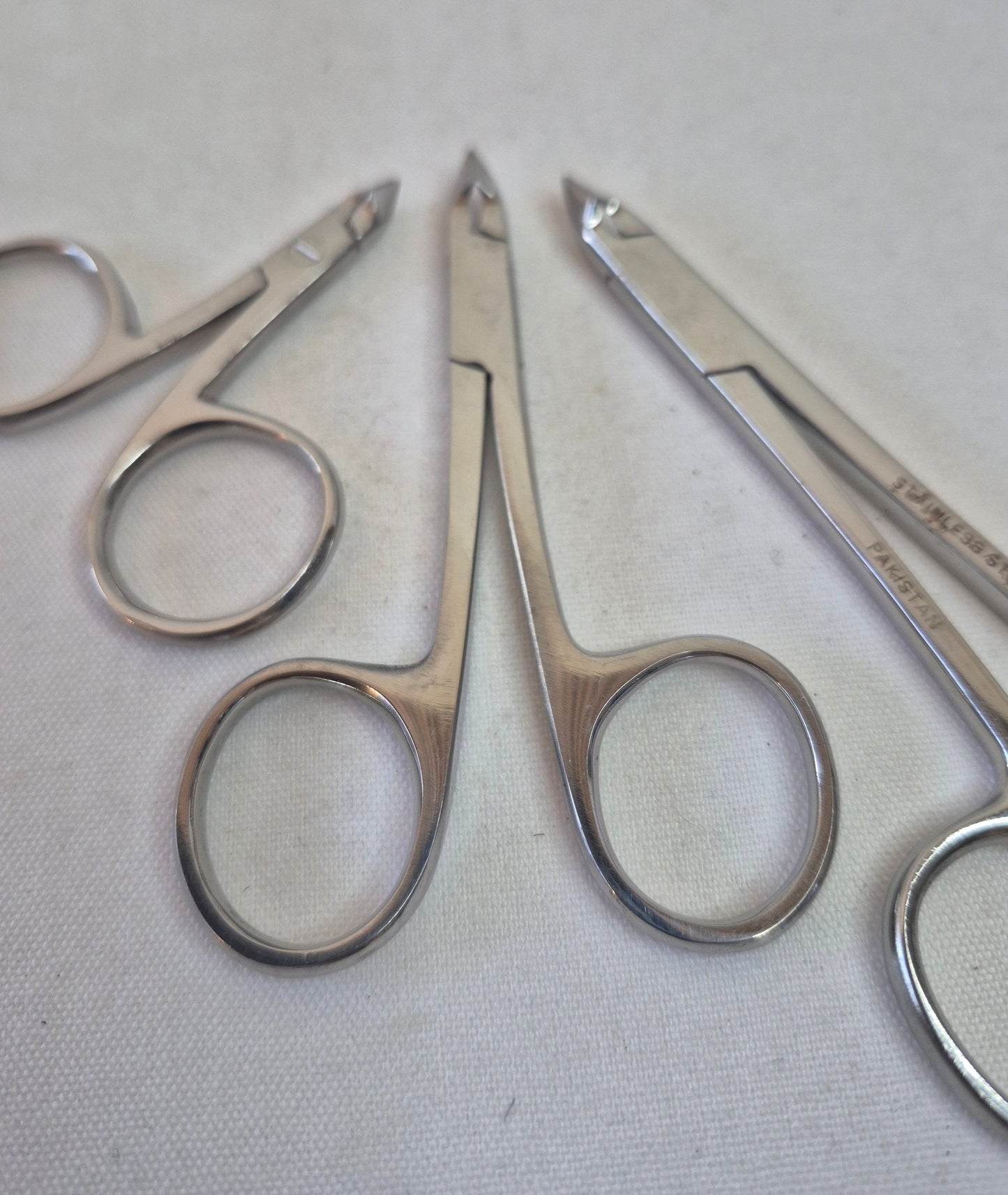 Cuticle Nipper, scissor handle (3 sizes available)