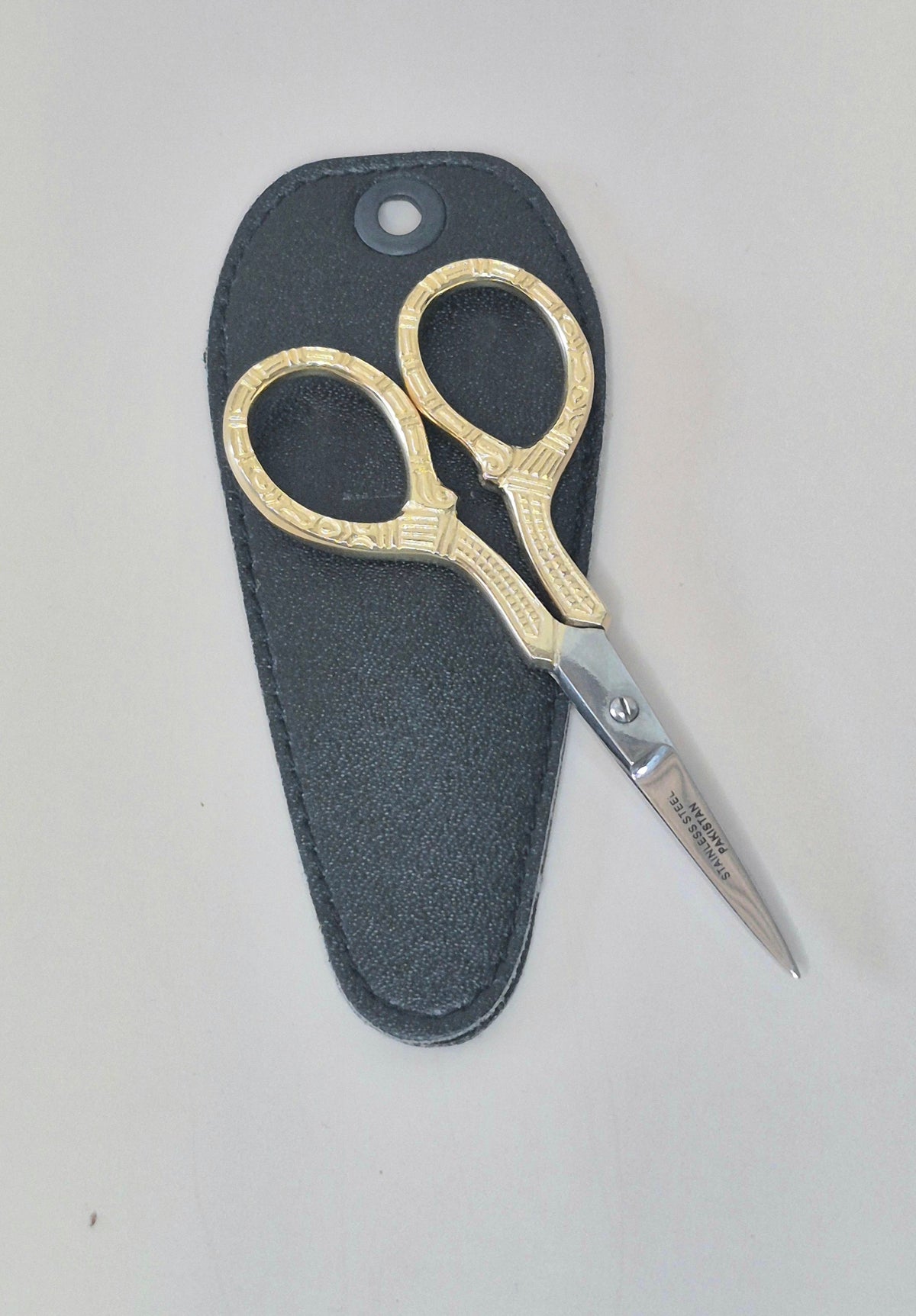 Needlepoint Scissors 4" Ornate Handle