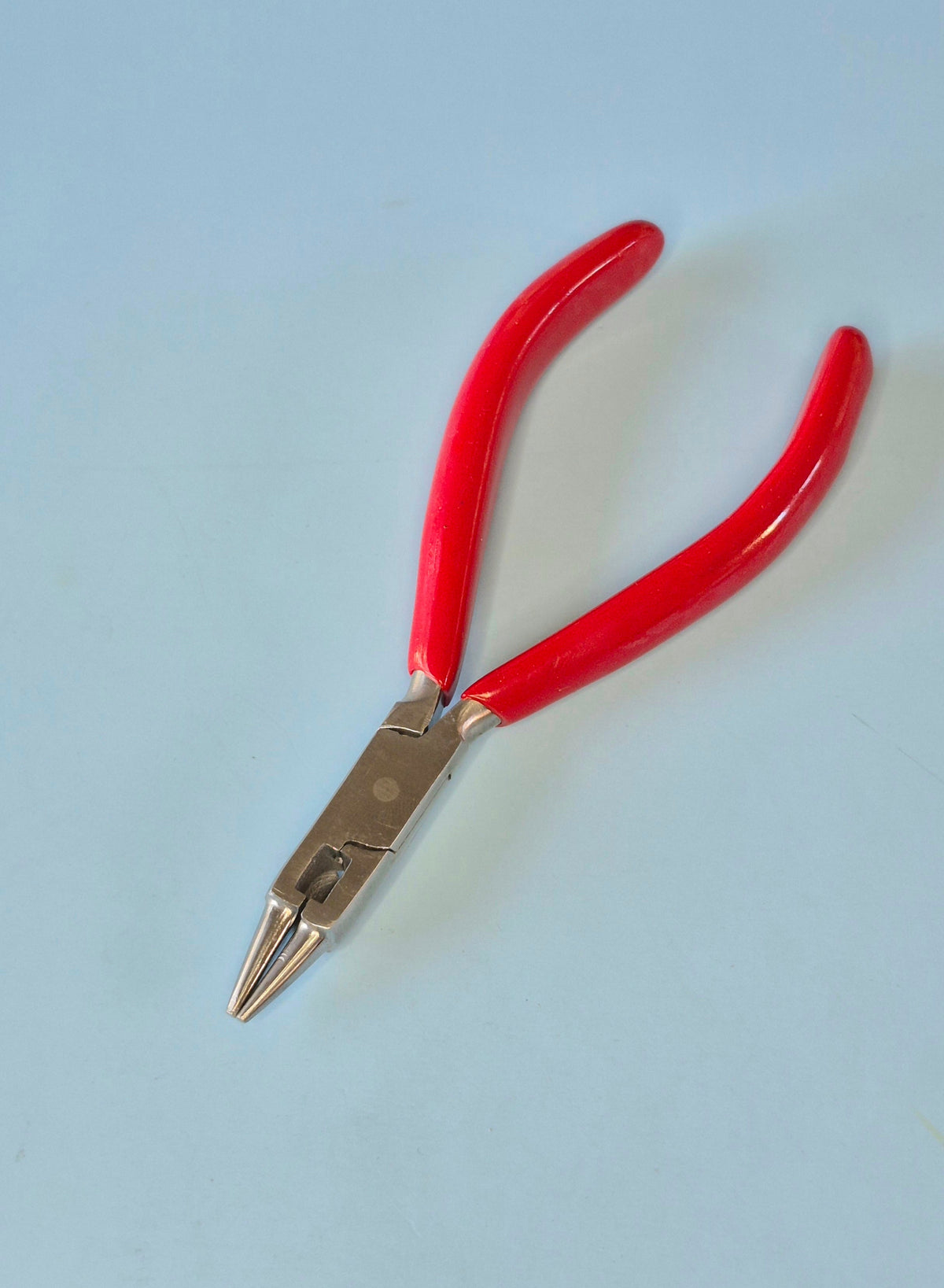 Rosary plier (round nose with cutter) 5.5"