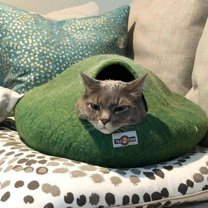 Yeti Pet Cave Green 22X20/9"