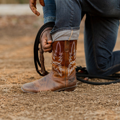 TuffRider Men’s Old Faithful Leather Embroidered Wide Square Toe Western boot