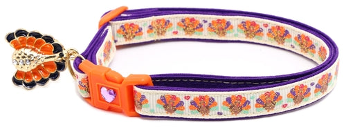 Glittery Turkeys and Hearts Breakaway Cat Collar
