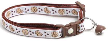 Chocolate Chip Cookies on White Cat Collar