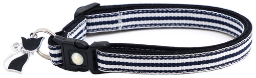 Horizontal Black and White Stripes Cat Collar