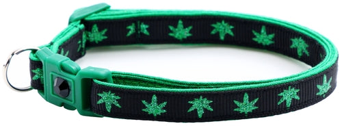 Marijuana Leaves Breakaway Cat Collar