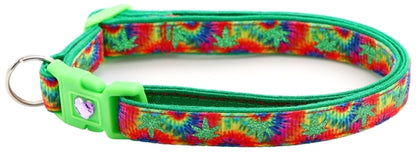Marijuana Leaves Breakaway Cat Collar