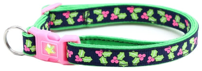Holly Leaves Breakaway Cat Collar