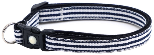 Horizontal Black and White Stripes Cat Collar