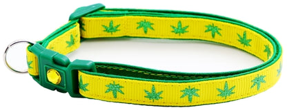 Marijuana Leaves Breakaway Cat Collar