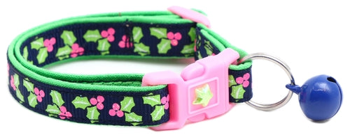 Holly Leaves Breakaway Cat Collar