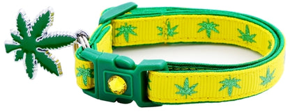 Marijuana Leaves Breakaway Cat Collar