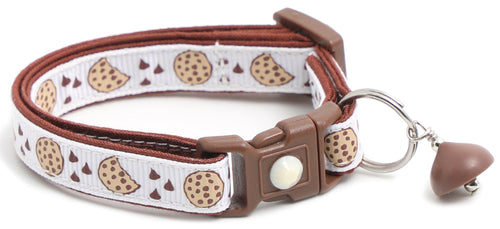 Chocolate Chip Cookies on White Cat Collar