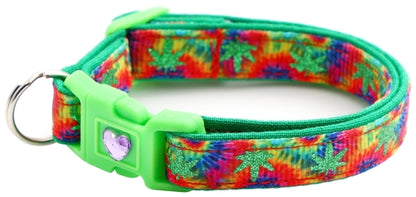 Marijuana Leaves Breakaway Cat Collar