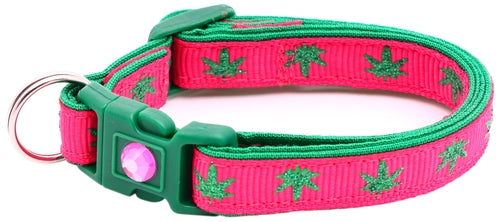 Marijuana Leaves Breakaway Cat Collar