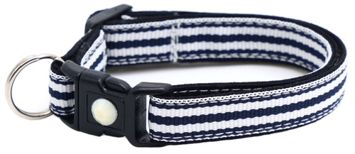 Horizontal Black and White Stripes Cat Collar