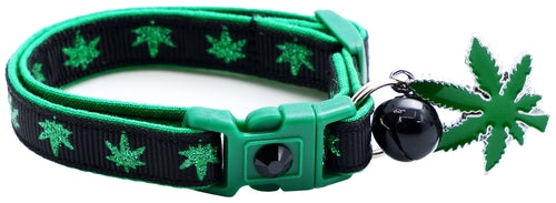 Marijuana Leaves Breakaway Cat Collar