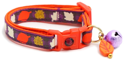 Fall Leaves on Plaid Breakaway Cat Collar