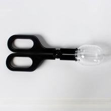 Durable Abs Insect Trap With Scissor Handle Perfect For Small Pet Feeding And Cleaning