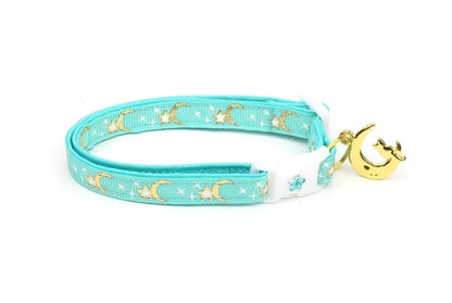 Gold Moons and Stars on Aqua Cat Collar