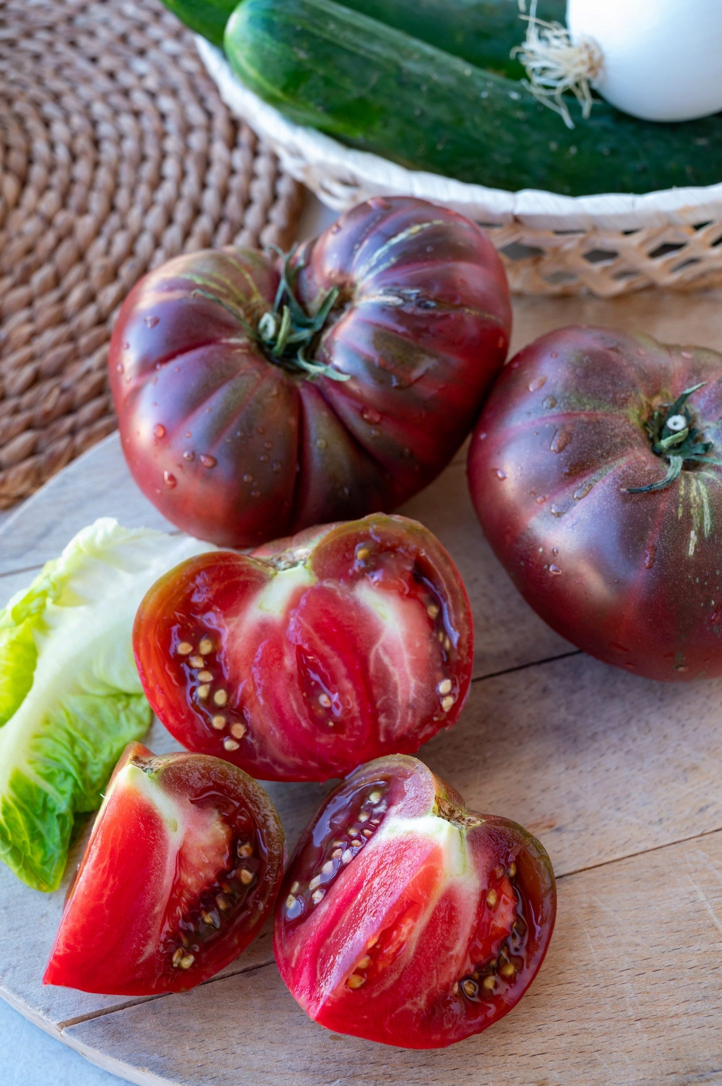 80 BLACK KRIM TOMATO Solanum Lycopersicum Indeterminate Heirloom Beefsteak Fruit Vegetable Seeds