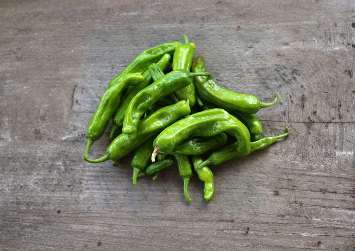 Serrano Tampiqueno Hot Pepper Seeds – 25 Heirloom Chili Seeds for Spicy Green to Red Mexican Cuisine