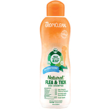 Tropiclean Flea and Tick Dog Soothing Shampoo (20oz)