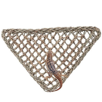 Comfortable and Natural Straw Reptile Bed Hammock for Basking and Relaxation