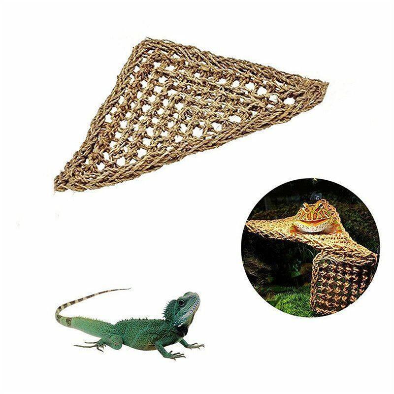 Comfortable and Natural Straw Reptile Bed Hammock for Basking and Relaxation