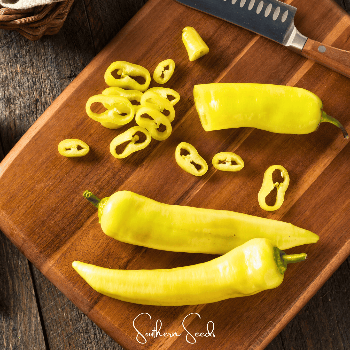 Sweet Banana Pepper Seeds – All-American Selections Winner, Heirloom, Non-GMO, 25 Seeds, Tapered, Sweet & Tangy, Perfect for Pickling