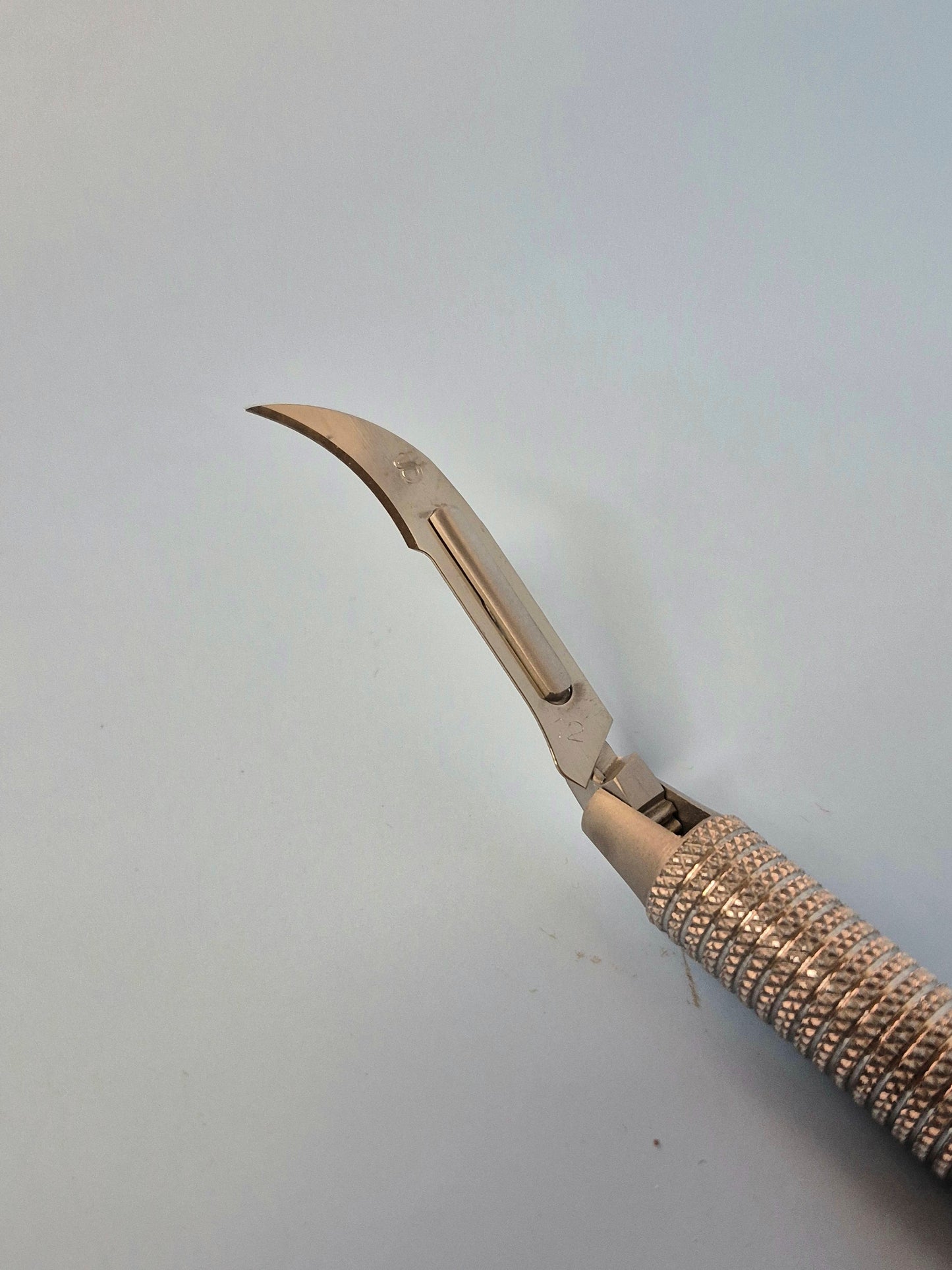 Rotating Scalpel Handle