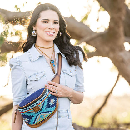 STS Mojave Sky Ladies' Western Belt Bag Fanny Pack